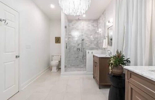 Hudson House | 4BR/4.5BTH Historic-Modern Luxury/downtown Hudson
