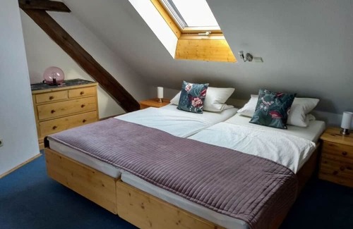 Maikammer Apartment | Holiday apartment Weingut Deck
