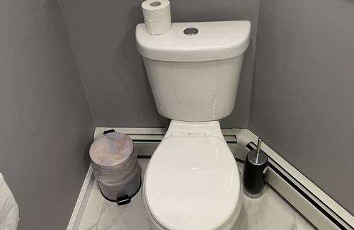 East Hartford Apartment | Totally renovated two bedroom apartment