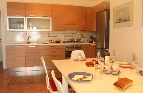 Artallo House | Detached vacation villa with sunny garden, panoramic pool and sea view