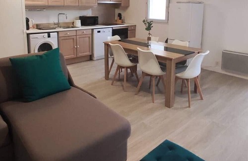Melun Apartment | Appartement Elegant Passifora