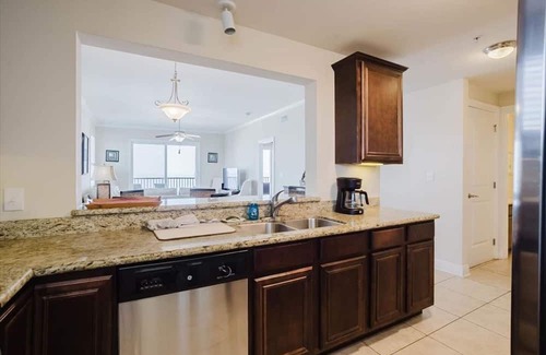 Henderson Point Condo | #722 Beachfront 2 bed unit in Henderson Point!