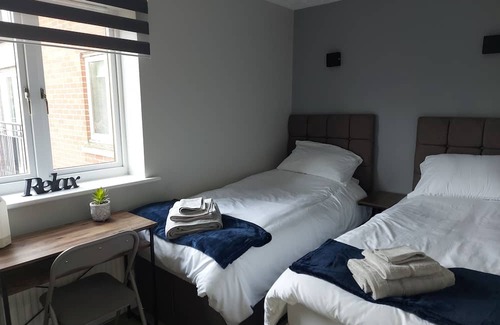 Weston on Trent Apartment | 2 bedroom apartment overlooking canal near CBS Arena, George Elliot, UHCW 🏥