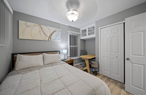 Rochester House | Urban Elegance Retreat in Downtown Rochester