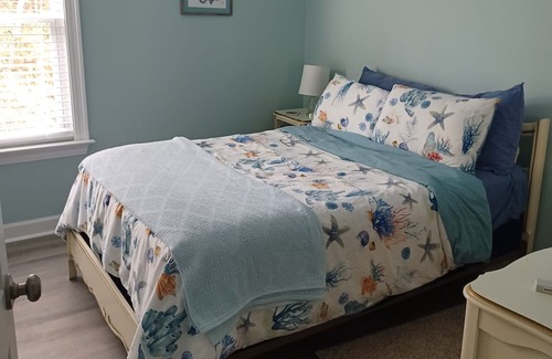 Pass Drury House | Sack Lunch! Come visit Dauphin Island where everyday is on Island time!