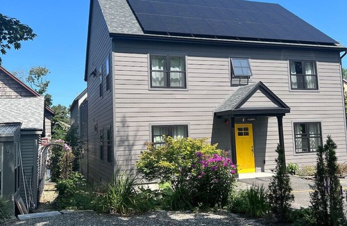 Bar Harbor Apartment | Beautiful, spacious one bedroom suites in downtown Bar Harbor, Maine.