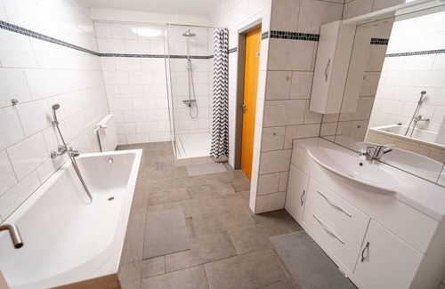 Worms Apartment | Ferienwohnung/app. für 10 Gäste mit 122m² in Worms