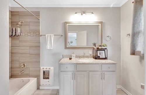 Fort Worth House | Cowtown Comfort