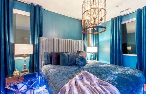 Katie Hill Neighborhood House | The Nashville Playmate Lounge