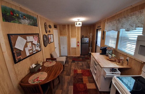 Mars Hill Apartment | Private Guest Suite with Mountain View Near Asheville