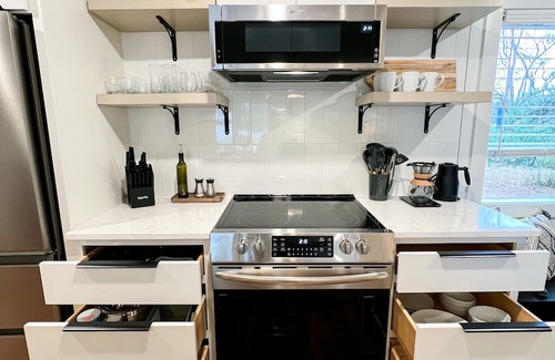 Morrisville House | Midcentury Meets Morrisville Minutes to RDU