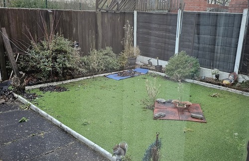 Openshaw House | 2 Bedroom Home Away From Home