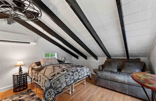 Atchafalaya Cabin | Tiny Cajun Cabin