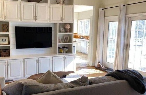 Anchorage House | Hot Tub|4BR|3.5Baths|Kentucky Derby Weekend