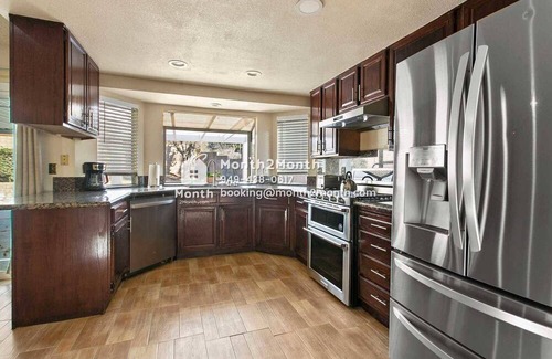 Walnut House | Breeze on Country Hollow Dr #41682