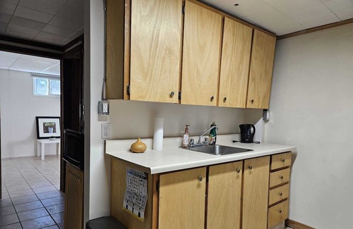 Richmond Hill Apartment | Private 2-Bedrooms, Private Kitchen, Private Bathroom