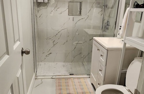 Hamden Condo | Welcoming & Clean Condo near Hamden Shopping