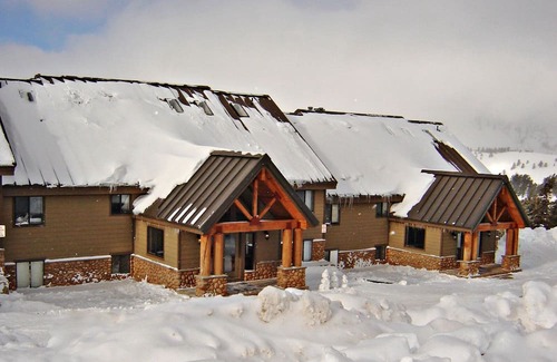 Powder Mountain Apartment | Powder Mountain Ski Resort- Ski in/Ski out. Feb 24-March 1, lots of amenties....