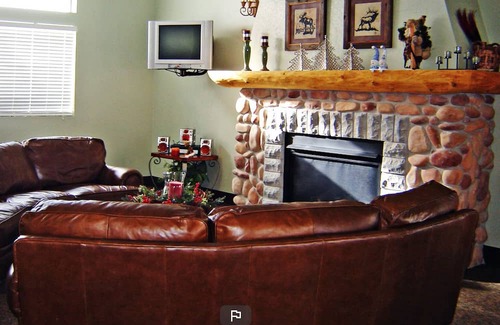 Powder Mountain Apartment | Powder Mountain Ski Resort- Ski in/Ski out. Feb 24-March 1, lots of amenties....