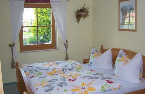 Oberloßnitz Apartment | Holiday home Bennostraße