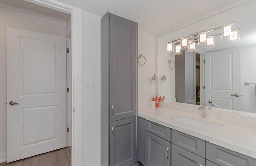Oakville Apartment | Luxury Apartment in Oakville