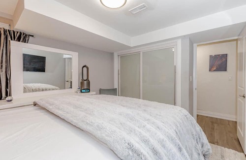 Oakville Apartment | Luxury Apartment in Oakville