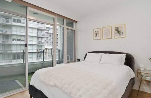 Mount Pleasant Apartment | Bright & Stylish 1BR Condo, Free Parking
