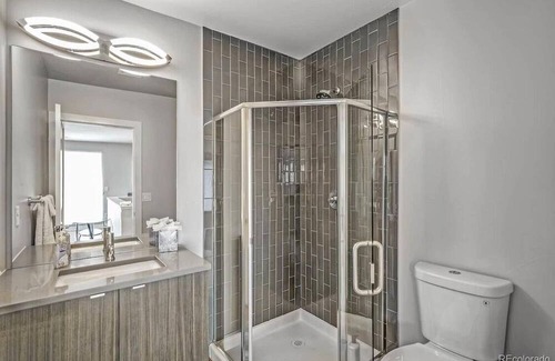West Colfax House | Villie Large Spacious Townhome near Sloans Lake