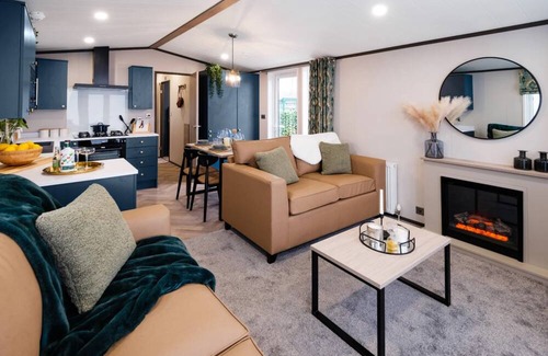 Wombleton Cottage | A keld spring lodge retreat that sleeps 4 guests in 2 bedrooms