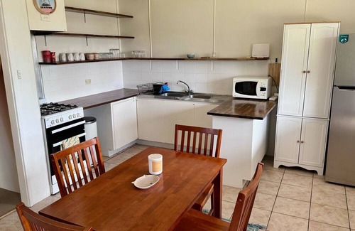 Venus Bay Cottage | The Shack - cute cottage by the coast