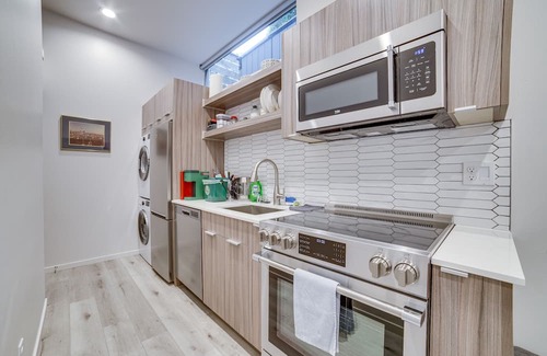 Columbia City Apartment | Newly Built Seattle Studio: Walk to Seward Park!