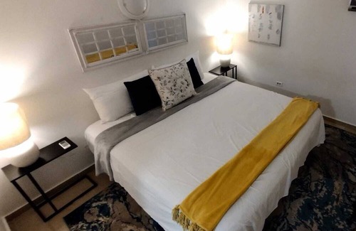Sabana Llana Norte Apartment | in San Juan King Size Apartment