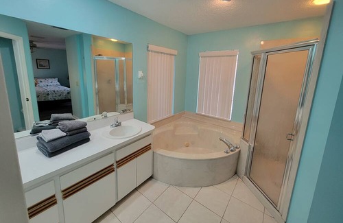 Crystal River House | Waterfront Escape to Old Florida - 3/2 Super Clean