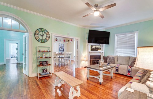 Sumter House | Sumter Vacation Rental in Historic District!