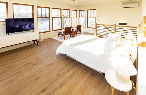 River Falls House | Tree House on the St. Croix River