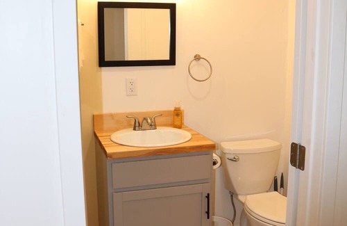 Beaver Apartment | Cozy home in Beaver, next to Tushar mountains and Eagle Point Ski Resort.