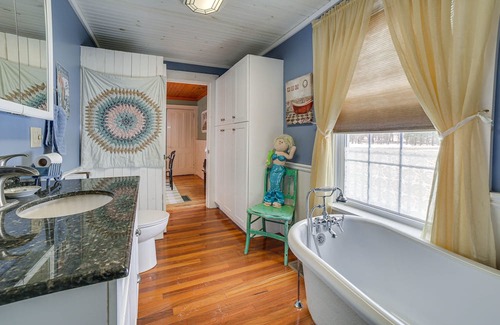 Jay House | Family-Friendly Jay Home < 4 Mi to Jay Peak Resort