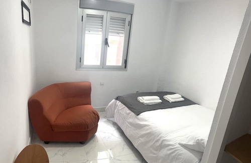 Bailen-Miraflores Condo | Apartamento Domingo