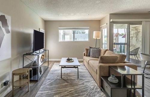 Baristo Apartment | Modern Apartment in Prime Location (ID7792X24)