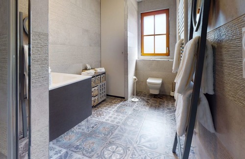 Hunawihr House | Vrbo Property