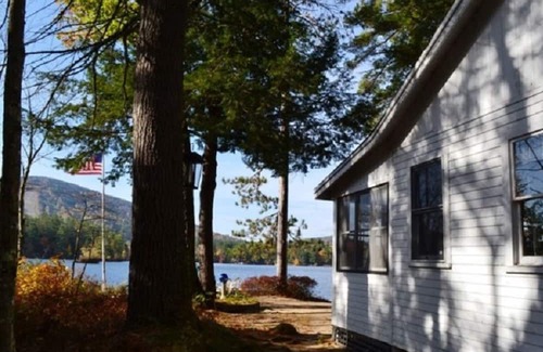 Bridgton Cottage | Hidden Treasure
