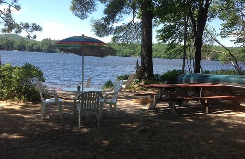 Bridgton Cottage | Hidden Treasure