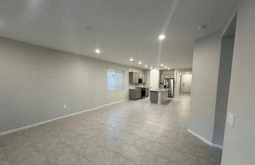 Canyon Trails House | Big Open Space For You And Fun