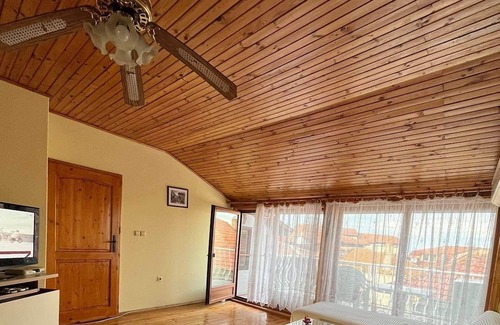 Nessebar Apartment | Welcome to our guest house in the beautiful old town of Nessebar