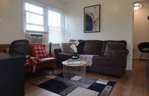 Elmwood Park House | The Cozyhouse - House of serenety