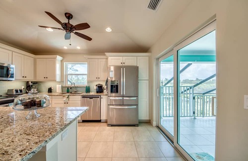 Beachview Country Club Estates Villa | Cape Coral 857 - Three Bedroom Villa, Sleeps 10