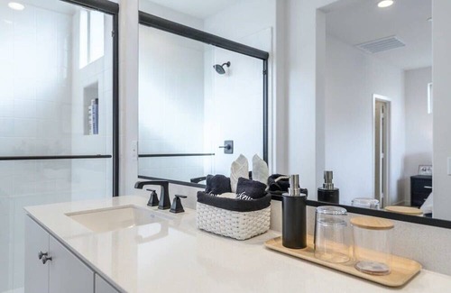 San Juan Capistrano House | @Marbella Lane -Chic & Pristine 3BR Rancho Mission