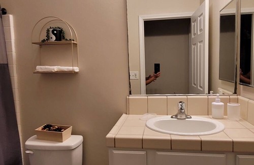 Bakersfield House | Cute home that is 6 miles away from KMC and close to other shopping centers