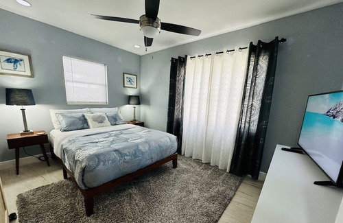 Disston Heights House | The Blue Oasis w/private pool. Pet-Friendly!