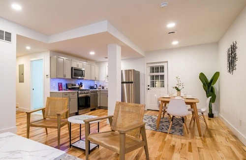 Corn Hill House | This house is a 1 bedroom(s), 1 bathrooms, located in Rochester, NY.